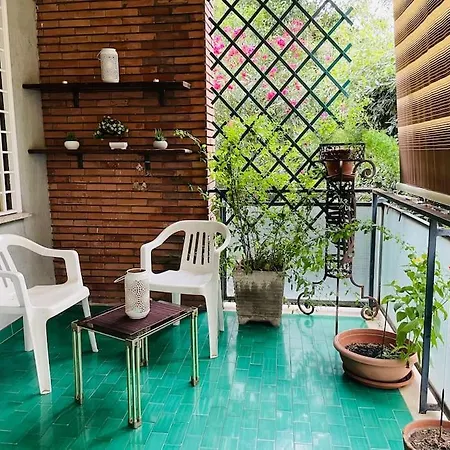 Opera Flat 2.0 Apartment Rome