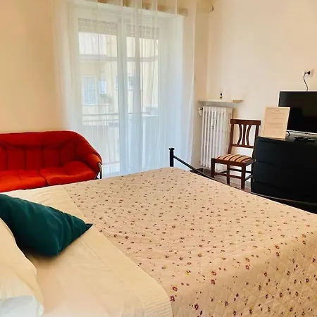 Opera Flat 2.0 Apartment Rome